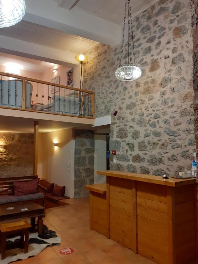 Hotel Parnassos Arachova Exteriör bild