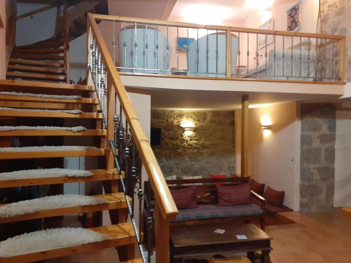 Hotel Parnassos Arachova Exteriör bild